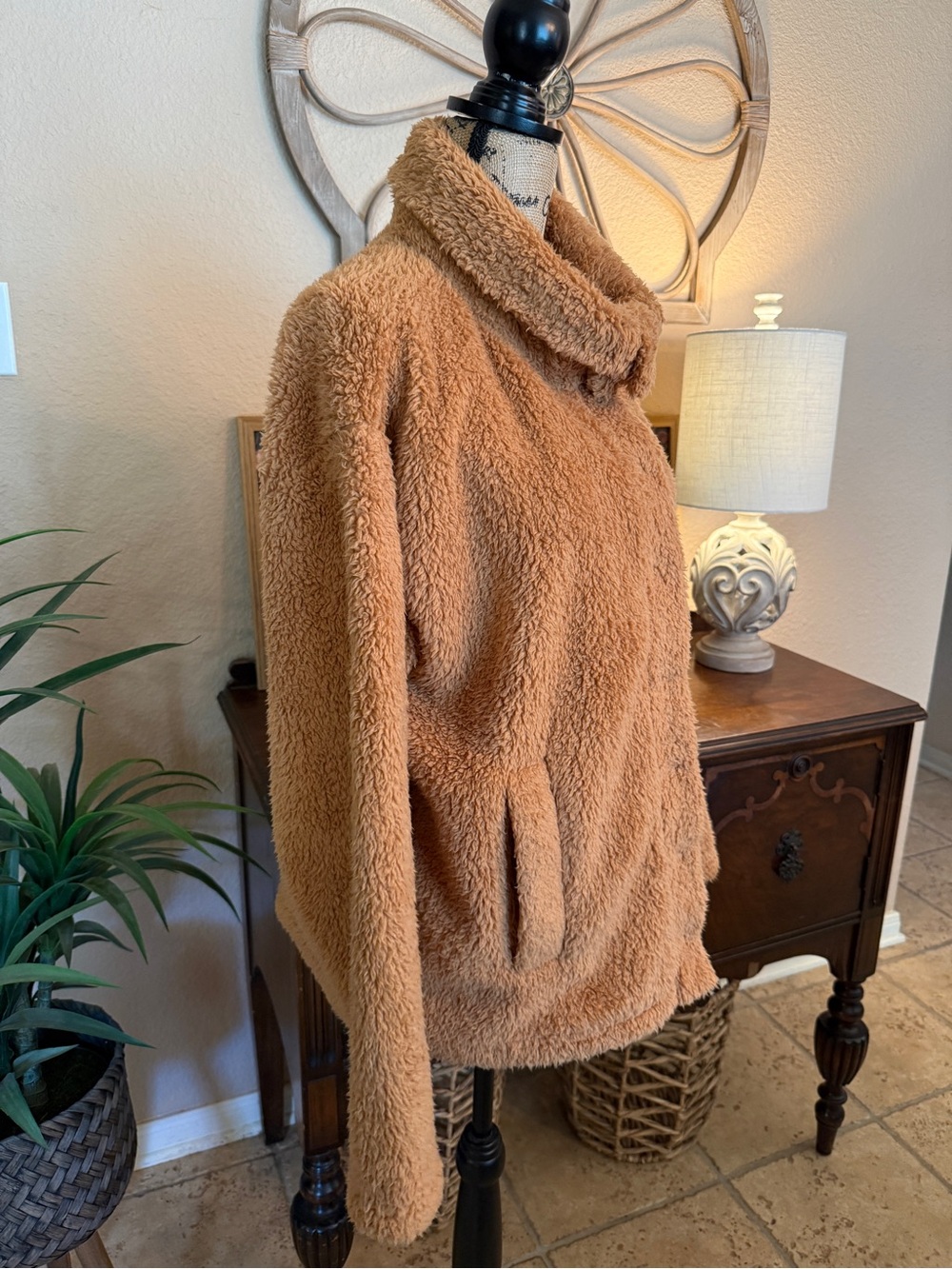 New Billabong Cozy Teddy Fleece Jacket in Camel - Picture 5 of 14